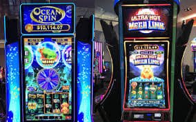 Filipino players enjoying ez2 sports and casino entertainment on mobile
